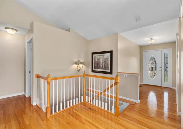 Photo 4 of Condominium at 26 Gatetower Dr #2A, Saint Peters, MO 63376 | MLS# MIS24064483 |  | Sold on 2025-01-10