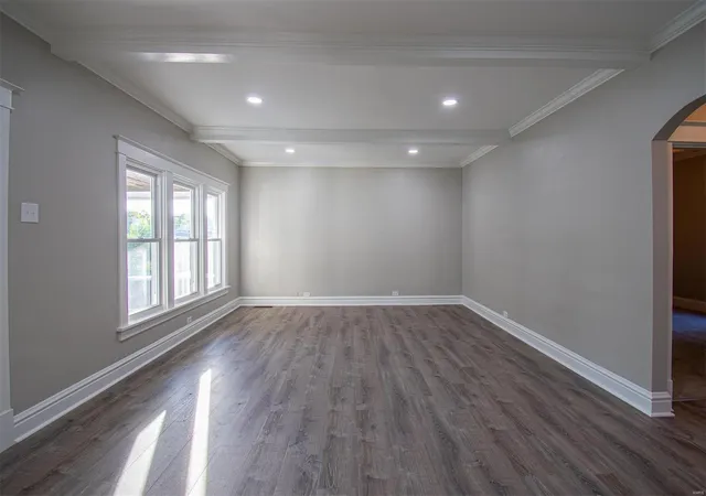 Photo 3 of Single Family Residence at 9237 Arline Ave, Saint Louis, MO 63114 | MLS# MIS24064822 | | Sold on 2025-02-10
