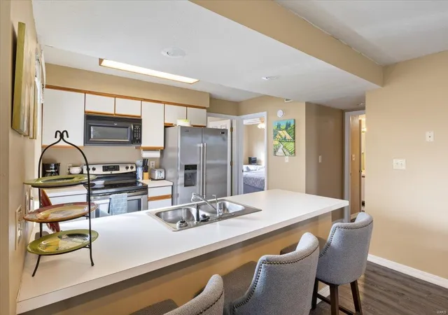 Photo 3 of Single Family Residence at 51 Ventura Dr #2B-421, Lake Ozark, MO 65049 | MLS# MIS24064901 | | Sold on 2025-04-14