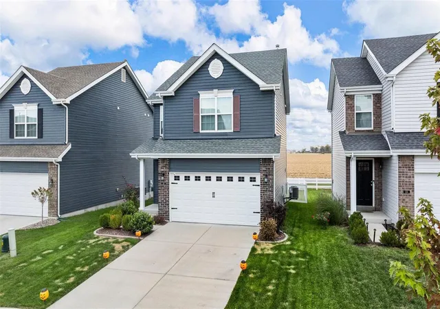 Single Family Residence at 326 Charlestowne Pl Dr, Saint Charles, MO 63301 | MLS# MIS24065258 | | Sold on 2025-01-17