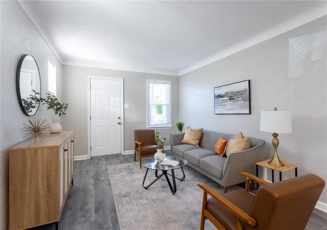 Photo 3 of Single Family Residence at 3526 Calvert Ave, Saint Louis, MO 63114 | MLS# MIS24065262 | | Sold on 2025-02-14