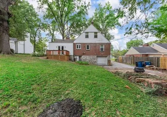 Photo 4 of Single Family Residence at 1627 Monticello Dr, Saint Louis, MO 63138 | MLS# MIS24065312 | | Sold on 2025-06-16