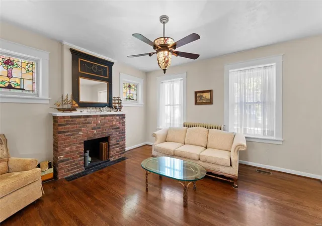 Photo 4 of Single Family Residence at 7700 Devonshire Ave, Saint Louis, MO 63119 | MLS# MIS24065388 | | Sold on 2025-02-18
