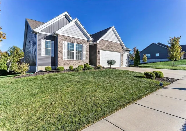 Single Family Residence at 103 Brookfield Crossing Dr, Lake Saint Louis, MO 63367 | MLS# MIS24065410 | | Sold on 2024-12-19