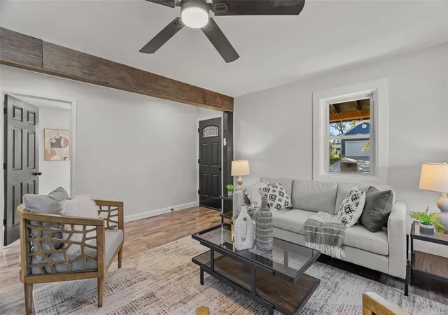 Photo 3 of Single Family Residence at 9433 Echo Ln, Saint Louis, MO 63114 | MLS# MIS24065487 | | Sold on 2025-01-31