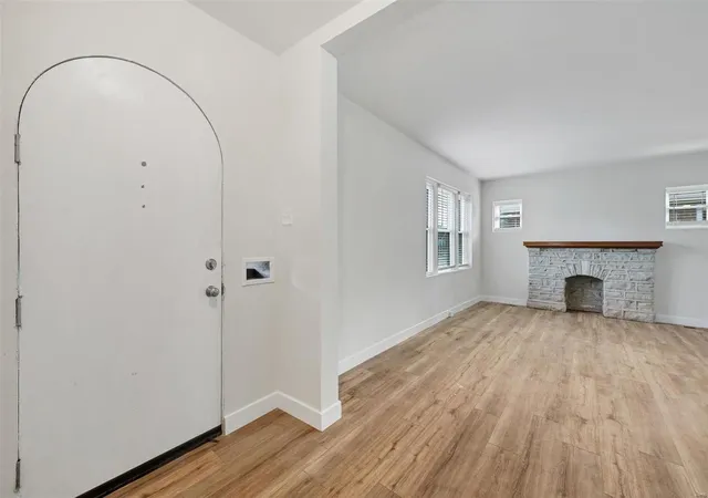 Photo 3 of Single Family Residence at 8725 Annetta Ave, Saint Louis, MO 63147 | MLS# MIS24065661 | | Sold on 2024-12-20