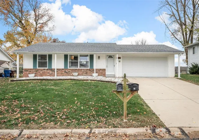 Single Family Residence at 46 Country Hill Rd, Saint Peters, MO 63376 | MLS# MIS24065714 | | Sold on 2024-12-20