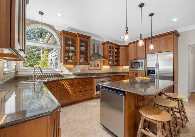 Photo 4 of Single Family Residence at 108 Heritage Station, Saint Charles, MO 63303 | MLS# MIS24065724 | | Sold on 2025-01-09