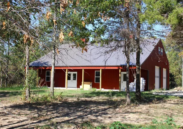 Photo 3 of Single Family Residence at 32853 Monroe Road 486, Stoutsville, MO 65283 | MLS# MIS24065772 |  | Sold on 2025-05-05