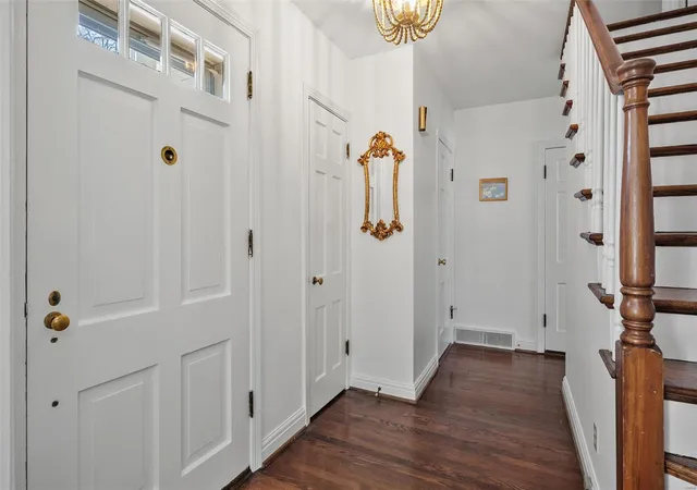 Photo 1 of Single Family Residence at 1514 Andrew Dr, Saint Louis, MO 63122 | MLS# MIS24066347 | | Sold on 2025-05-08