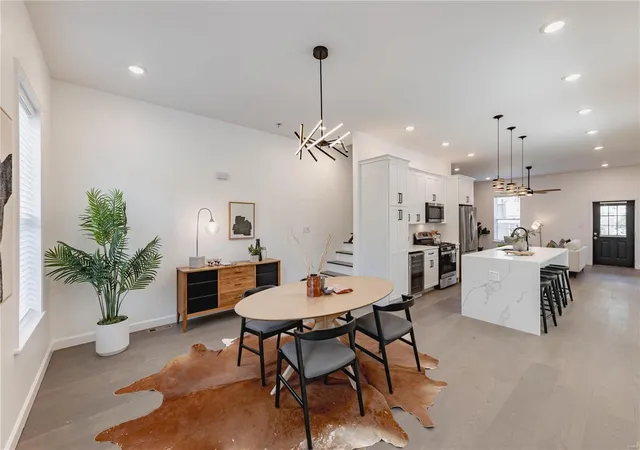 Photo 4 of Single Family Residence at 3412 Oregon Ave, Saint Louis, MO 63118 | MLS# MIS24066365 | | Sold on 2025-01-29