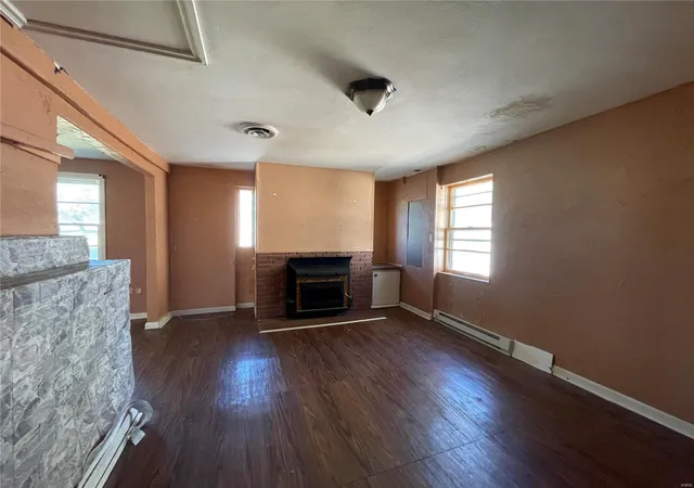 Photo 3 of Single Family Residence at 4208 Mckibbon Rd, Saint Louis, MO 63134 | MLS# MIS24066429 |  | Sold on 2024-12-23