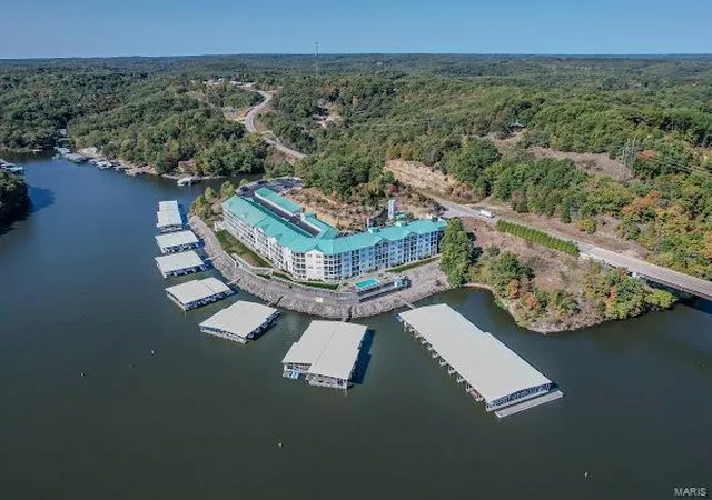 Photo 2 of Condominium at 186 Sunset Palms Dr, Camdenton, MO 65020 | MLS# MIS24066458 | | Sold on 2025-01-03