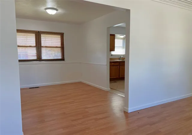 Photo 4 of Single Family Residence at 4300 Schmittwoods Ct, Saint Louis, MO 63123 | MLS# MIS24067058 |  | Sold on 2024-12-19