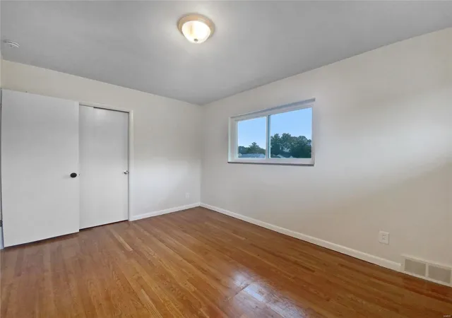 Photo 3 of Single Family Residence at 10021 Shea Dr, Saint Louis, MO 63123 | MLS# MIS24067770 | | Sold on 2025-01-30