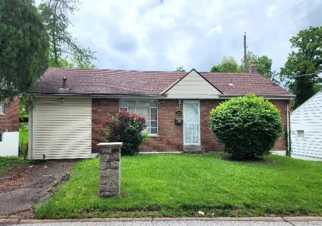 Single Family Residence at 4305 Melba Ave, Saint Louis, MO 63121 | MLS# MIS24067780 | | Sold on 2024-12-30