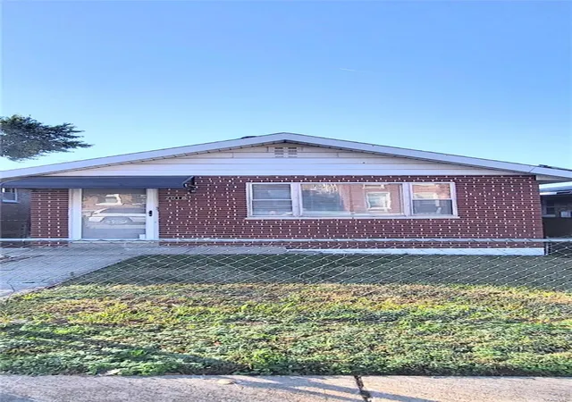 Photo 1 of Single Family Residence at 2018 Chippewa St, Saint Louis, MO 63118 | MLS# MIS24067913 | | Sold on 2025-01-28