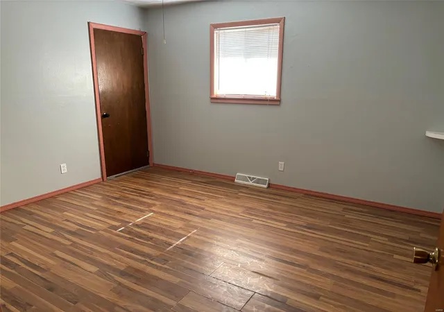 Photo 4 of Single Family Residence at 484 N Turnbaugh St, Puxico, MO 63960 | MLS# MIS24067923 | | Sold on 2025-01-23