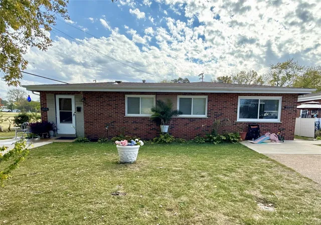 Photo 1 of Multi Family at 10720 Tropic Dr #20-22, Saint Ann, MO 63074 | MLS# MIS24067940 | | Sold on 2025-01-08