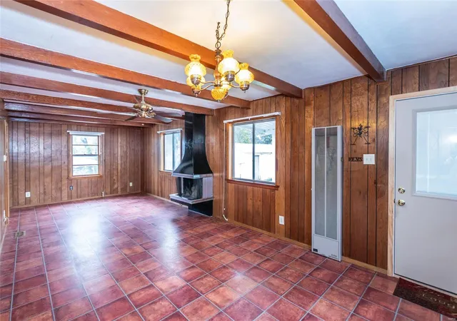 Photo 3 of Single Family Residence at 5266 Parker Ave, Saint Louis, MO 63139 | MLS# MIS24068054 | | Sold on 2024-12-30