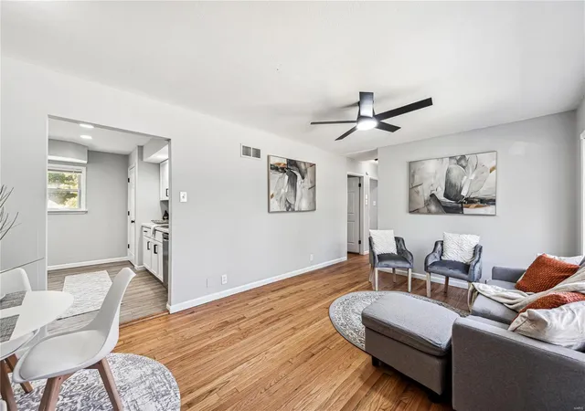 Photo 2 of Single Family Residence at 10125 Dellridge Ln, Saint Louis, MO 63136 | MLS# MIS24068080 | | Sold on 2025-04-24