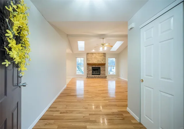 Photo 2 of Single Family Residence at 591 Prentice Dr, Saint Peters, MO 63376 | MLS# MIS24068269 | | Sold on 2025-01-29