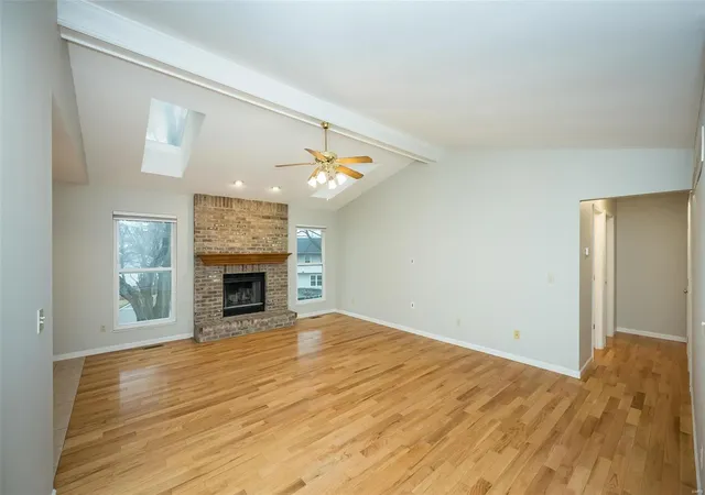 Photo 3 of Single Family Residence at 591 Prentice Dr, Saint Peters, MO 63376 | MLS# MIS24068269 | | Sold on 2025-01-29