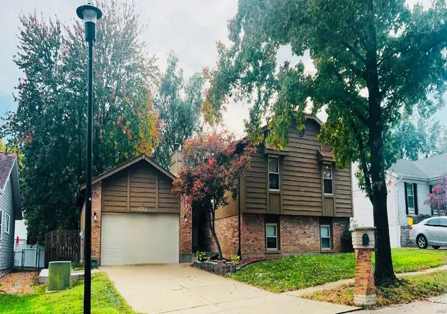 Single Family Residence at 4506 Skyridge Dr, Saint Louis, MO 63128 | MLS# MIS24069038 | | Sold on 2025-02-04
