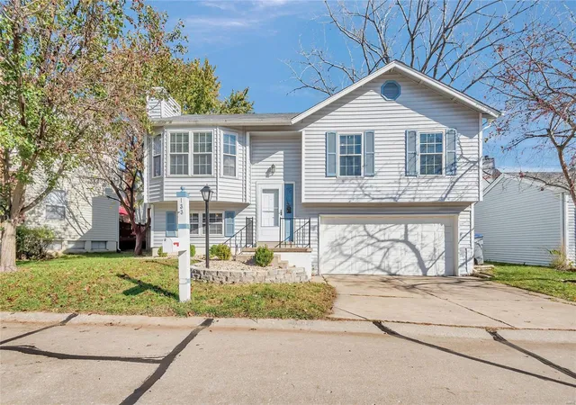 Single Family Residence at 133 Lamplighter Wy, O Fallon, MO 63368 | MLS# MIS24069146 | | Sold on 2025-01-23