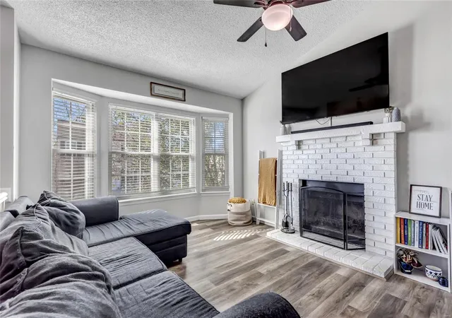 Photo 4 of Single Family Residence at 133 Lamplighter Wy, O Fallon, MO 63368 | MLS# MIS24069146 | | Sold on 2025-01-23