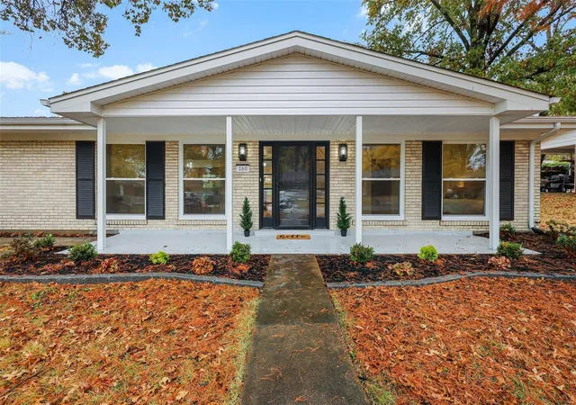 Photo 1 of Single Family Residence at 160 Green Acres Rd, Saint Louis, MO 63137 | MLS# MIS24069263 | | Sold on 2024-12-20