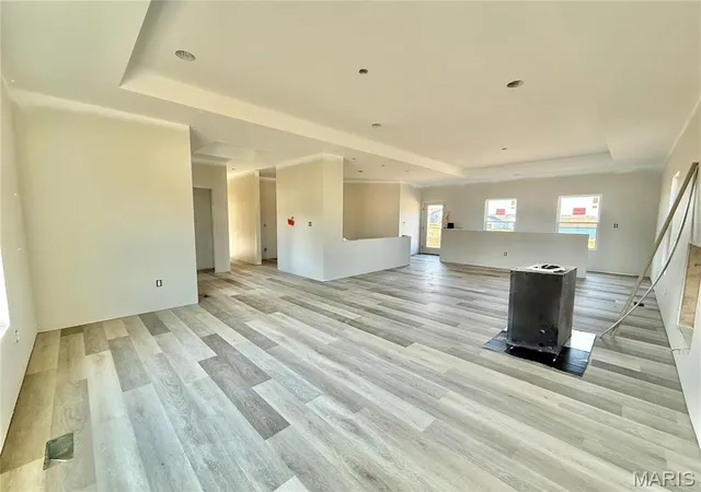 Photo 3 of Single Family Residence at 143 Calvey Brook Dr, Robertsville, MO 63072 | MLS# MIS24069396 | | Sold on 2025-05-29