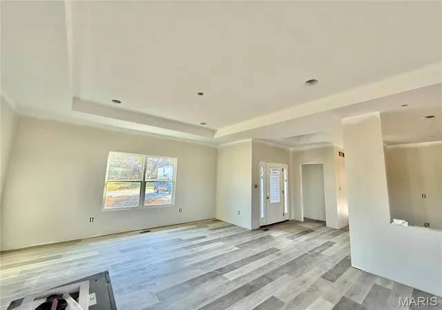 Photo 4 of Single Family Residence at 143 Calvey Brook Dr, Robertsville, MO 63072 | MLS# MIS24069396 | | Sold on 2025-05-29