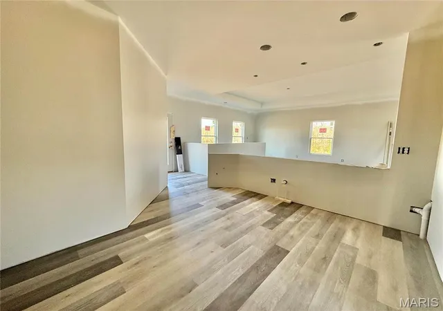 Photo 5 of Single Family Residence at 143 Calvey Brook Dr, Robertsville, MO 63072 | MLS# MIS24069396 | | Sold on 2025-05-29