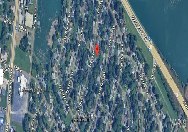2nd image of 120 Saint Leo Dr, East Saint Louis, IL 62206 | MLS# MIS24069419