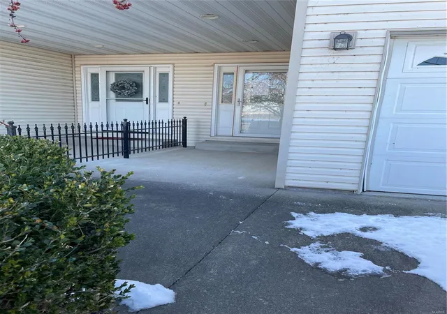 Photo 1 of Townhouse for sale at 2182 Bittersweet, Lake Ozark, MO 65049 | MLS# MIS24069607 | Listing updated on 2025-08-14