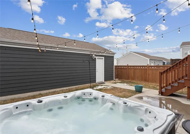 Photo 3 of Single Family Residence at 3508 Broad St, Saint Charles, MO 63301 | MLS# MIS24069672 | | Sold on 2025-05-23