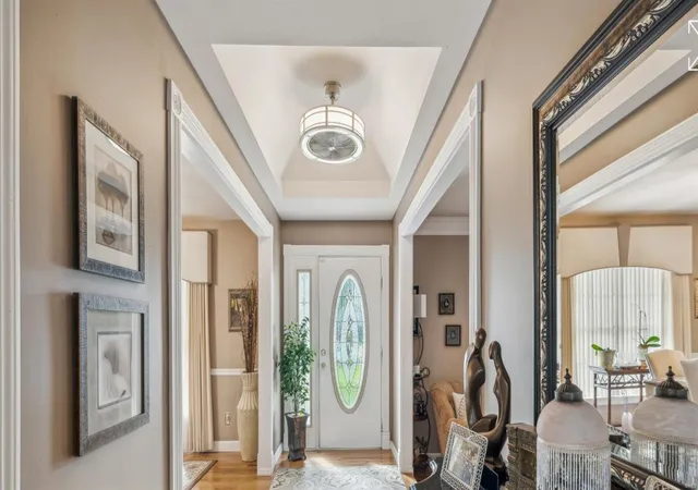 Photo 4 of Single Family Residence at 12117 Royalwood Ct, Saint Louis, MO 63141 | MLS# MIS24069793 |  | Sold on 2025-03-12