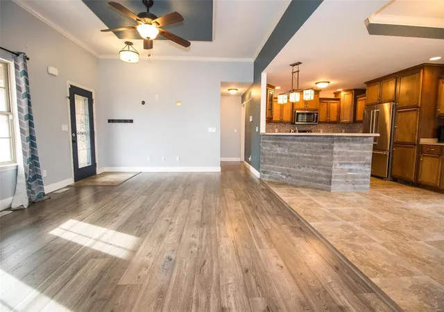 Photo 4 of Single Family Residence at 180 Ellsworth Dr, Holts Summit, MO 65043 | MLS# MIS24069821 | | Sold on 2025-02-18
