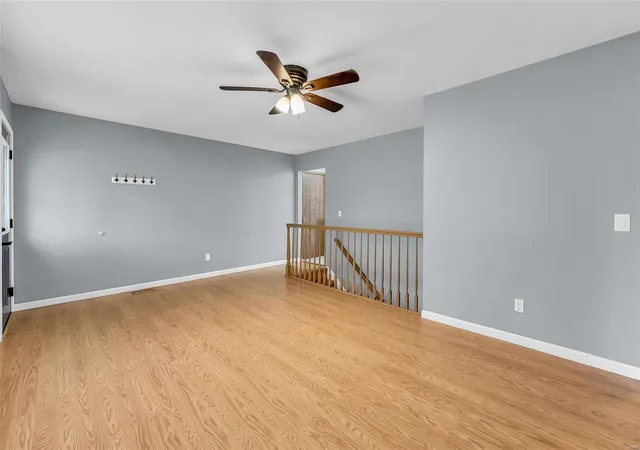 Photo 4 of Single Family Residence at 303 Kimberly Ln, Saint Peters, MO 63376 | MLS# MIS24070158 | | Sold on 2024-12-19