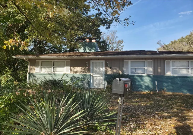 Single Family Residence at 44 Circle Dr, East Saint Louis, IL 62203 | MLS# MIS24070160 | | Sold on 2025-01-17