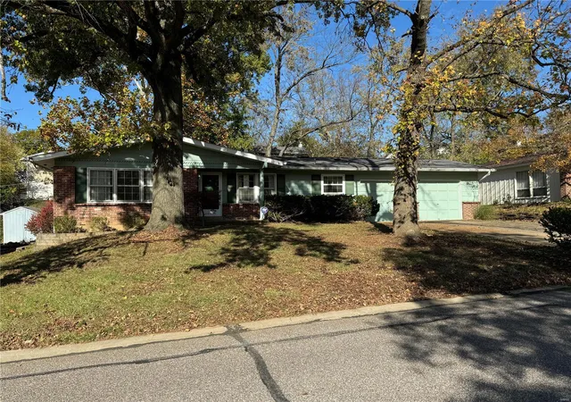 1st image of 12313 Tempo Dr, Saint Louis, MO 63146 | MLS# MIS24070169