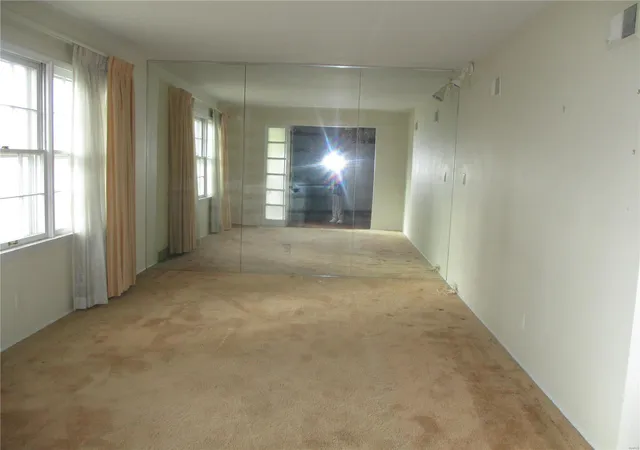 2nd image of 12313 Tempo Dr, Saint Louis, MO 63146 | MLS# MIS24070169