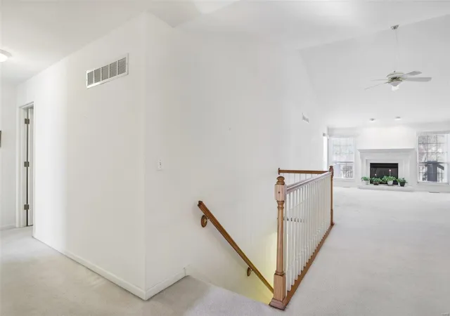 Photo 4 of Single Family Residence at 5403 Hagemann Pointe Dr, Saint Louis, MO 63128 | MLS# MIS24070183 | | Sold on 2024-12-19