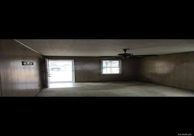 Photo 4 of Single Family Residence at 10059 Baron Dr, Saint Louis, MO 63136 | MLS# MIS24070483 |  | Sold on 2025-02-03