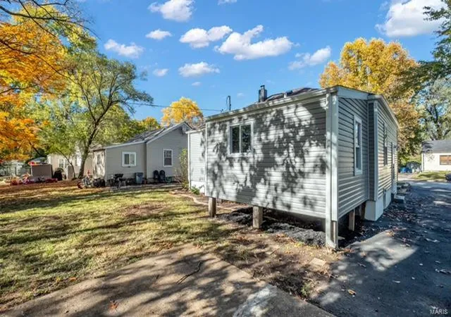 Photo 4 of Single Family Residence at 8000 Aline Ave, Saint Louis, MO 63134 | MLS# MIS24070585 | | Sold on 2025-01-08