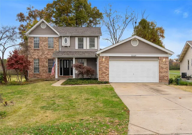 Single Family Residence at 3069 Country Knoll Dr, Saint Charles, MO 63303 | MLS# MIS24070876 | | Sold on 2024-12-30