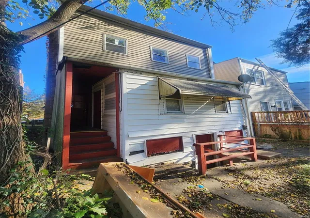 Photo 2 of Single Family Residence at 3523 Pennsylvania Ave, Saint Louis, MO 63118 | MLS# MIS24070900 |  | Sold on 2025-01-31