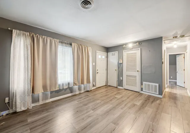 Photo 1 of Single Family Residence at 5304 Grove Ave, Saint Louis, MO 63135 | MLS# MIS24070927 | | Sold on 2025-02-14