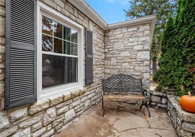 Photo 4 of Single Family Residence at 11210 Morrow Dr, Saint Ann, MO 63074 | MLS# MIS24070948 | | Sold on 2024-12-27